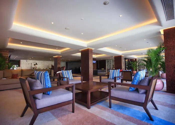 Double - Six, Luxury -